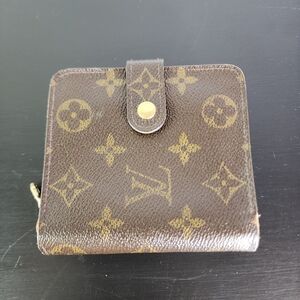 Louis Vuitton Monogram‎ Compact Zipper Wallet